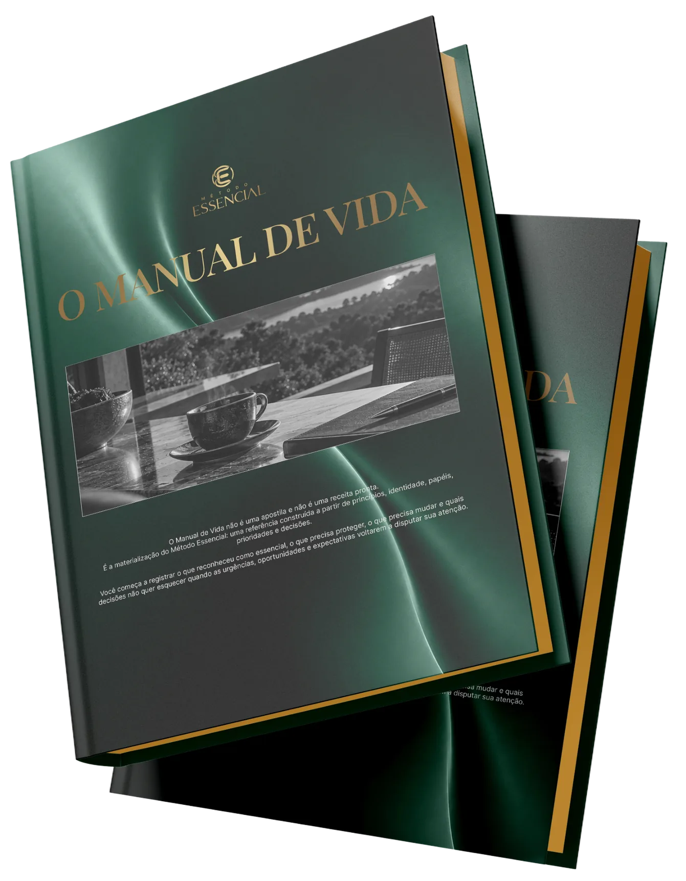 Dois exemplares impressos do livro O Manual de Vida, de capa verde com detalhes dourados.